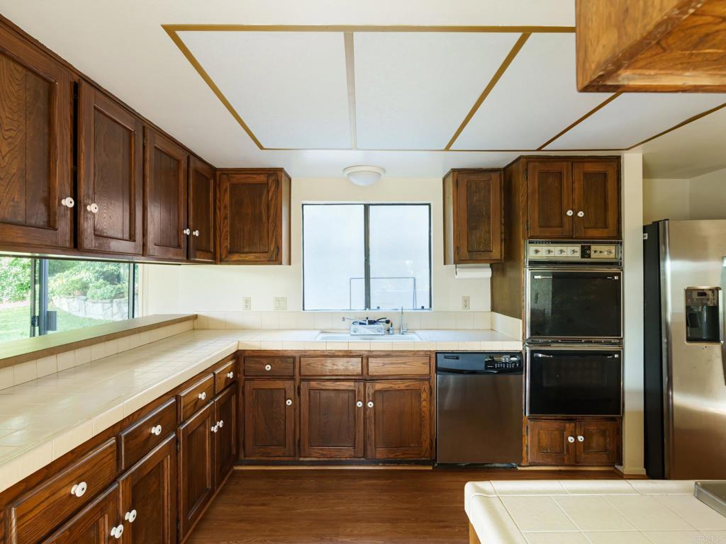 4905 El Arco Iris