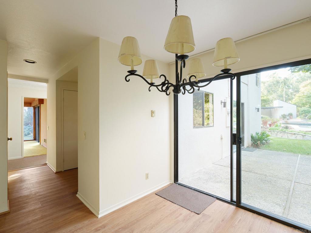 4905 El Arco Iris