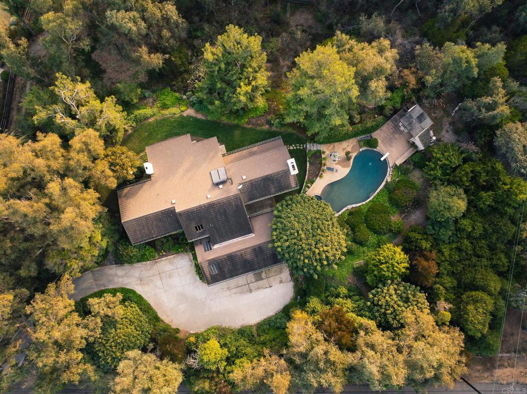 4905 El Arco Iris