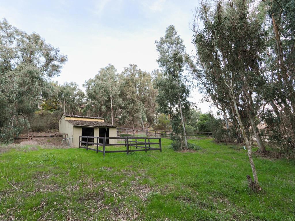 4905 El Arco Iris