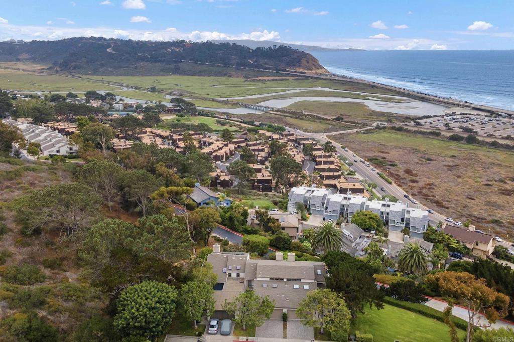13208 Caminito Mar Villa