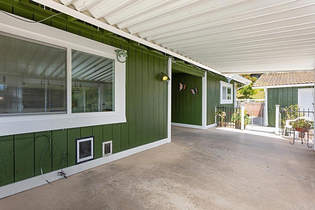 1551 Burgundy Road