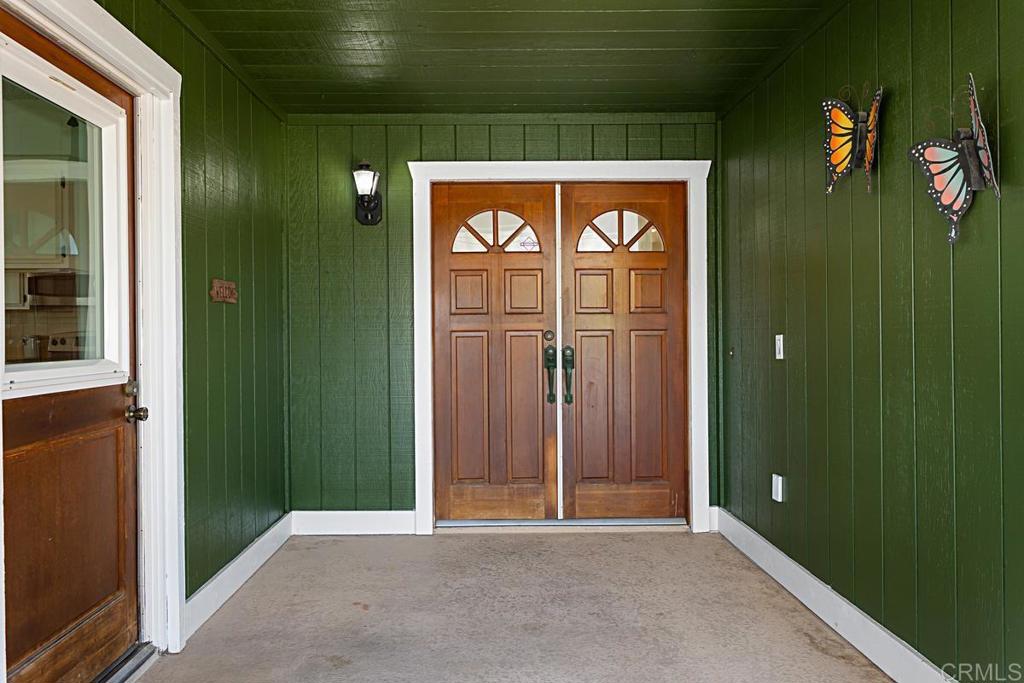 1551 Burgundy Road