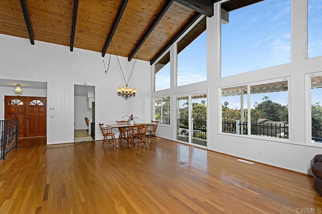 1551 Burgundy Road