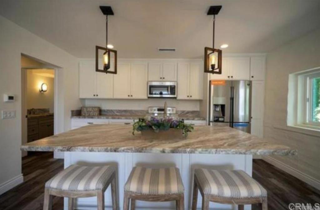 6416 Lago Lindo Guest House