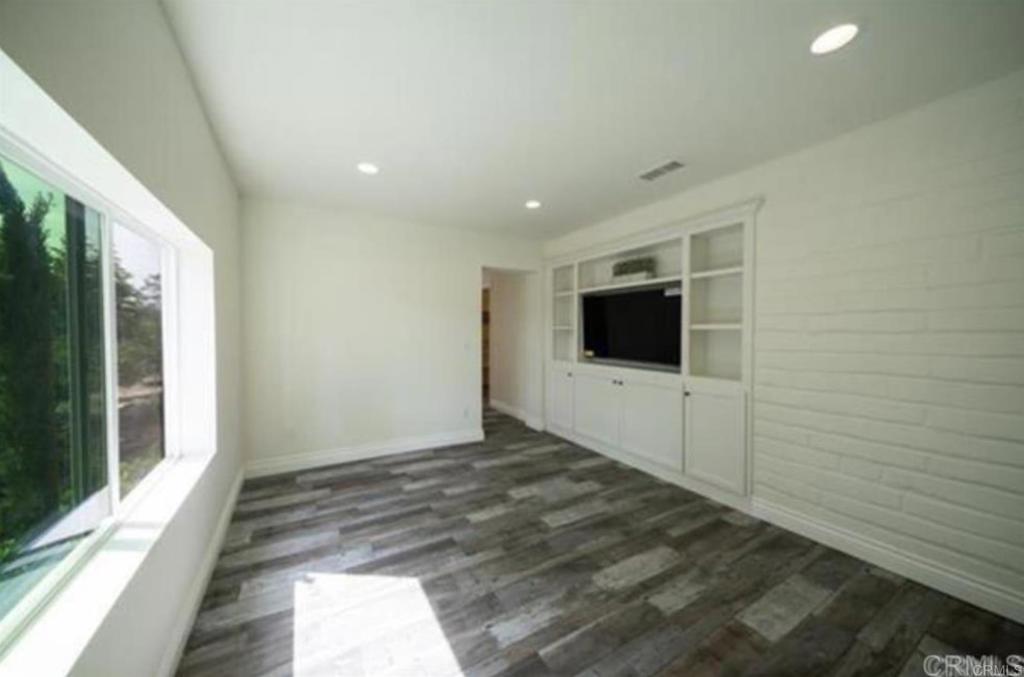 6416 Lago Lindo Guest House