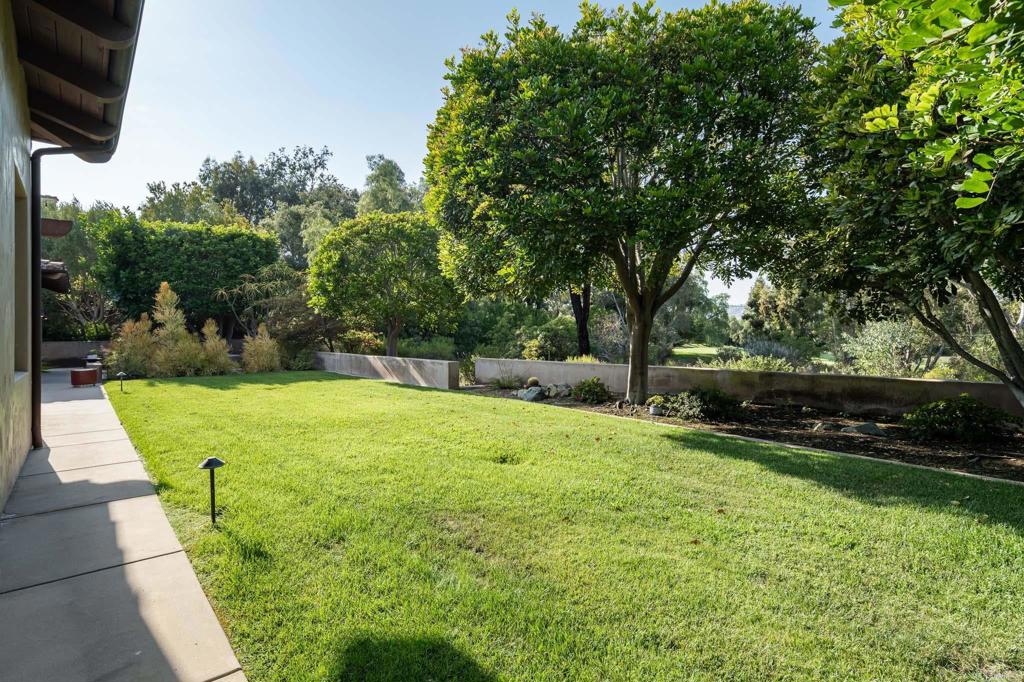 18355 Calle la Serra