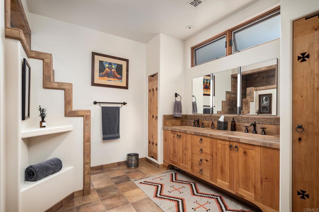 18355 Calle la Serra