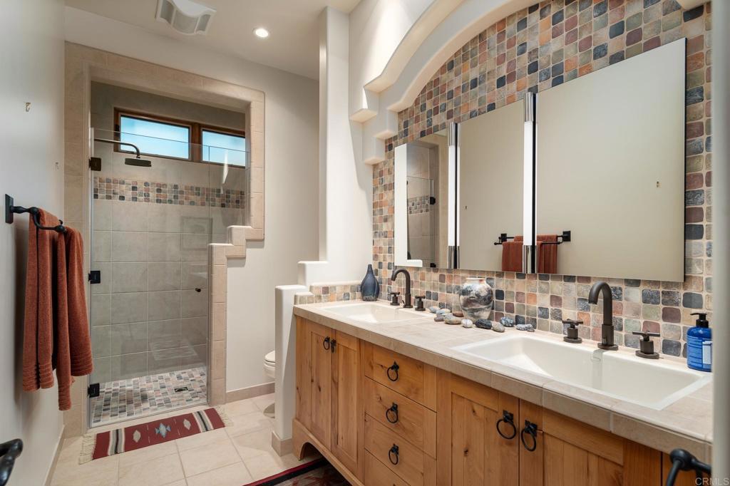 18355 Calle la Serra