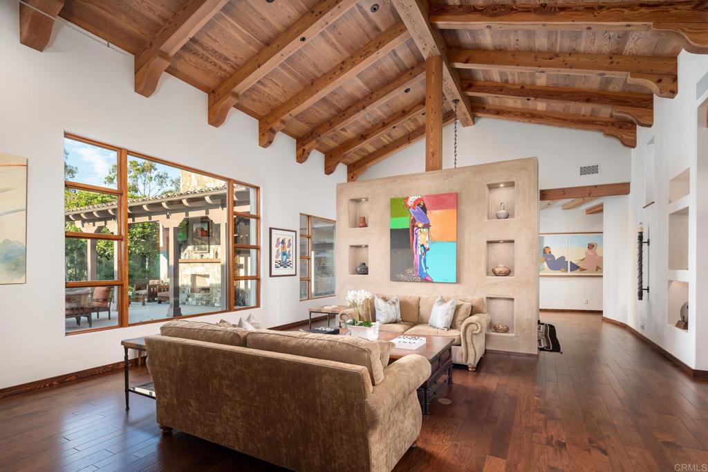 18355 Calle la Serra