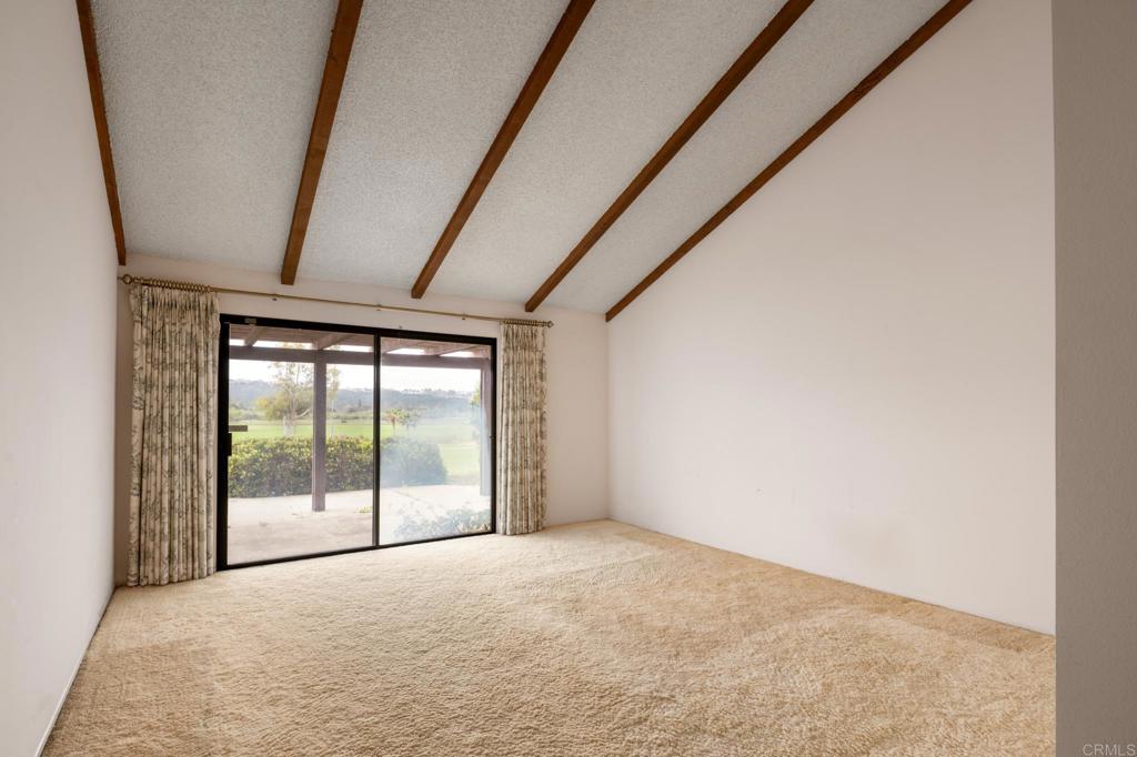 3817 Avenida Feliz