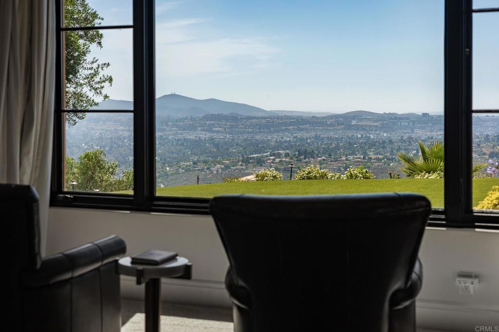 18000 Sunset Point Drive