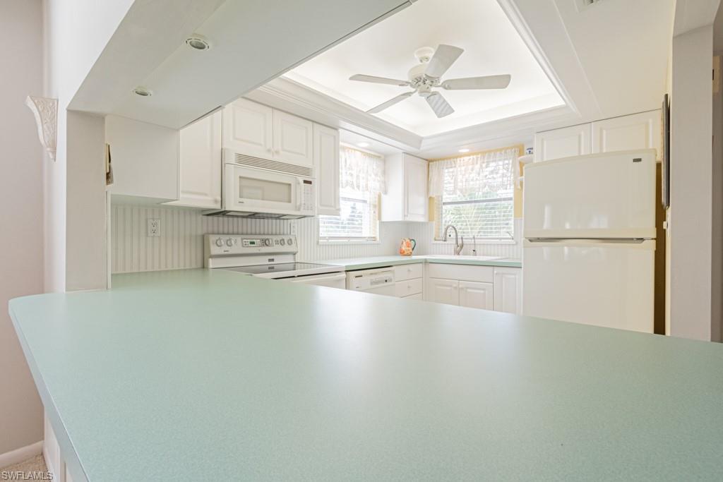45 HIGH POINT CIR S UNIT: 210