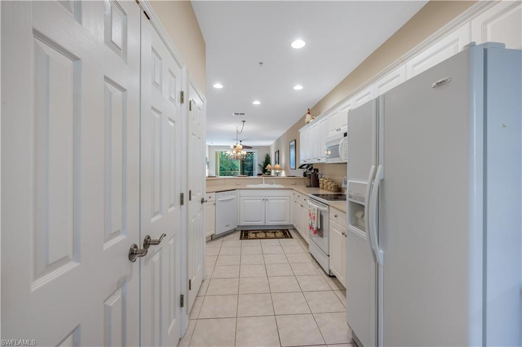 4864 Hampshire CT 106