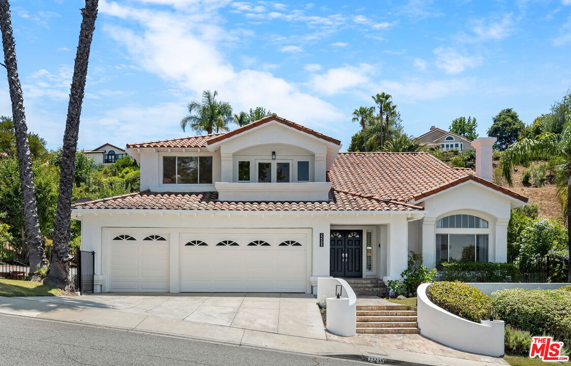 22248 Cairnloch ST