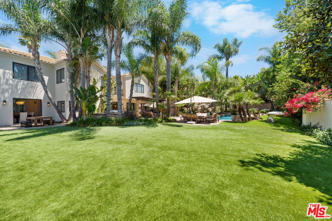 4730 Azucena Rd