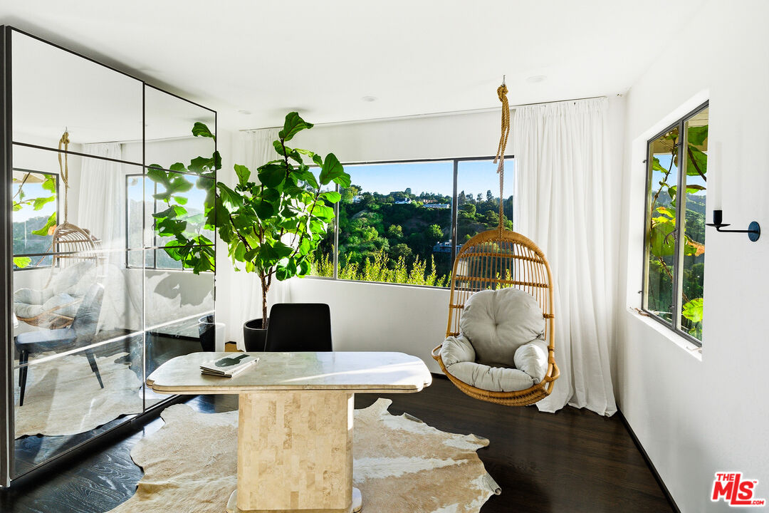 3581 Avenida Del Sol