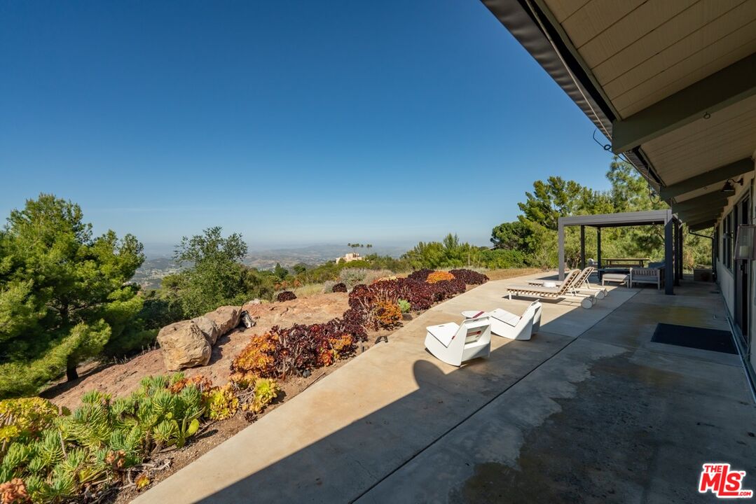 14677 Yerba Buena Rd