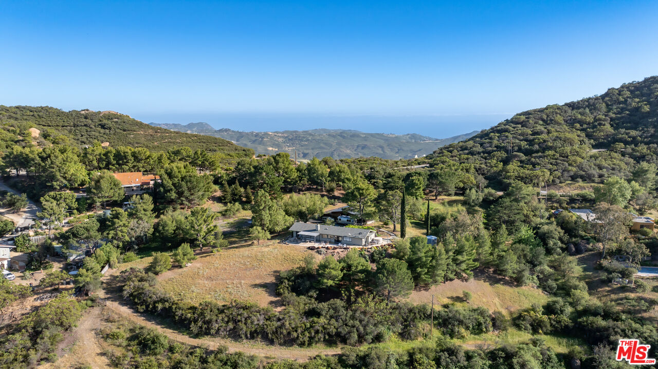 14677 Yerba Buena Rd