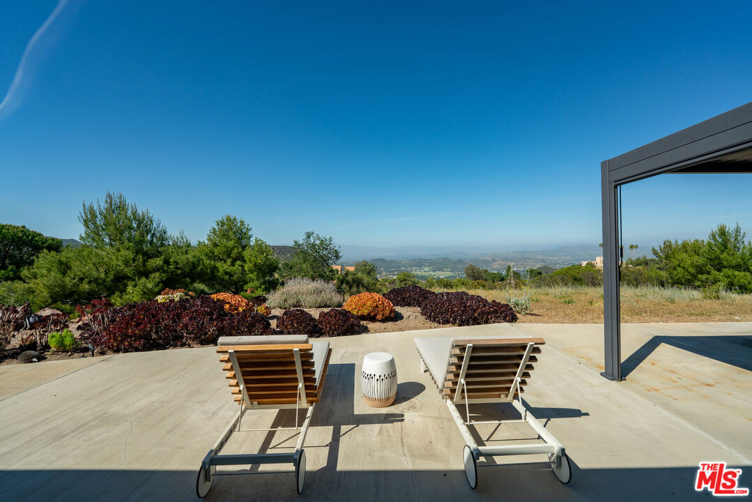 14677 Yerba Buena Rd