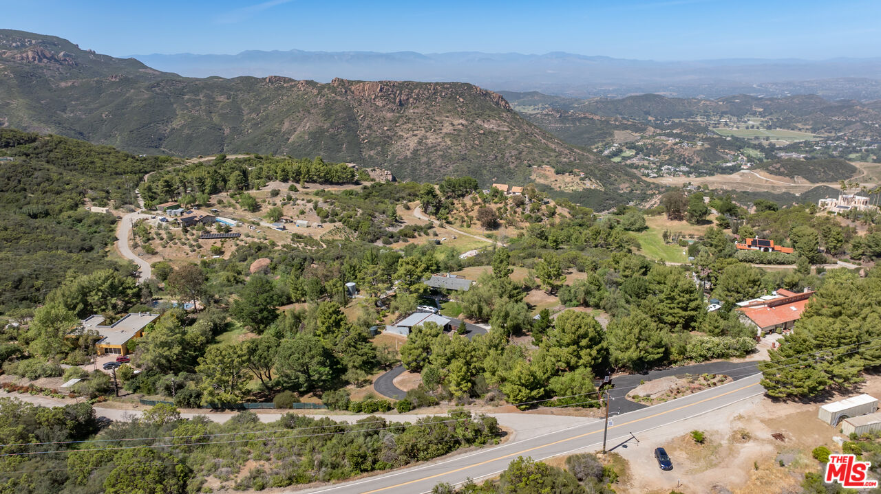 14677 Yerba Buena Rd