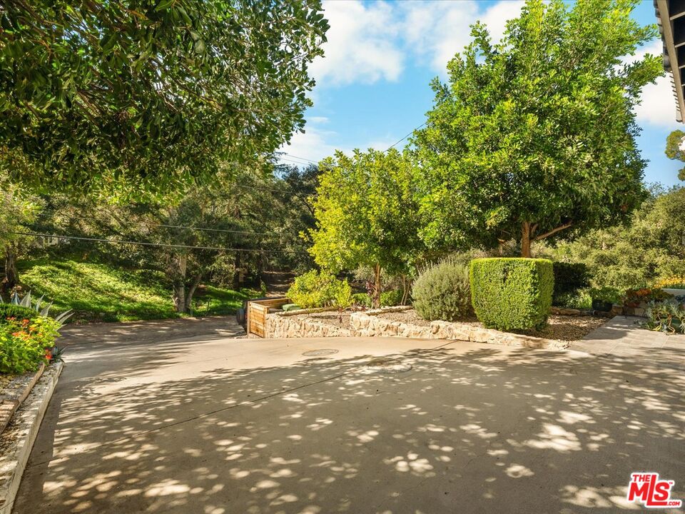 3418 Dorothy Rd
