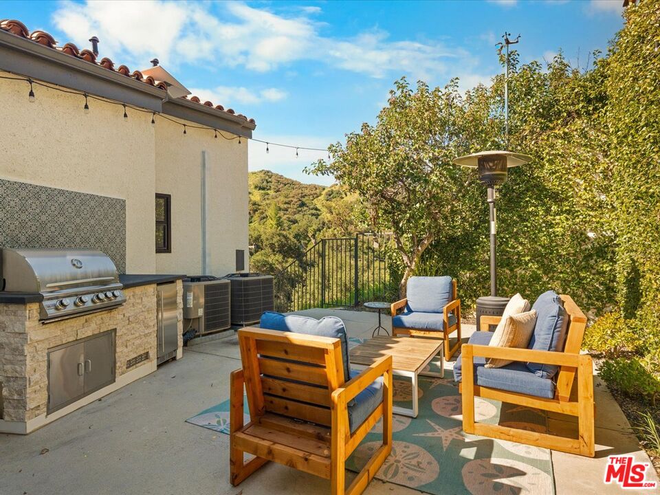 3418 Dorothy Rd