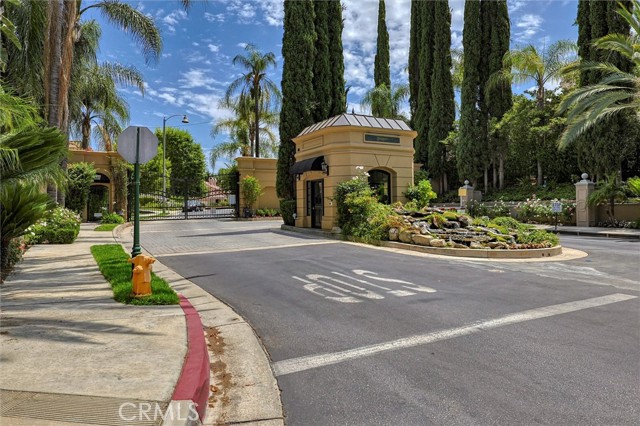 4351 Park Verdi
