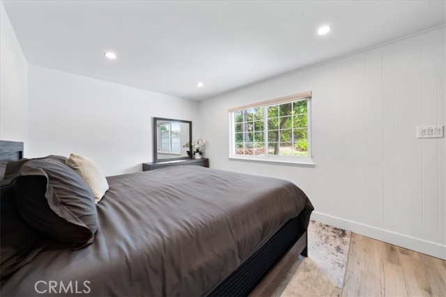 26111 Hatmor
