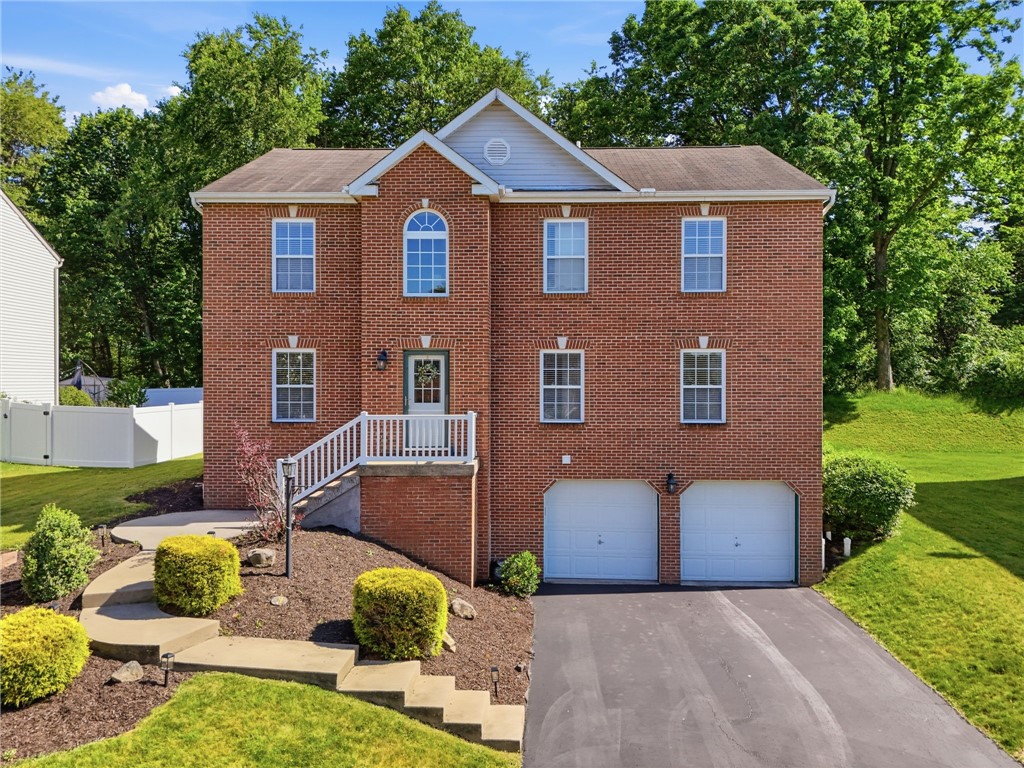 222 Macduff Ct