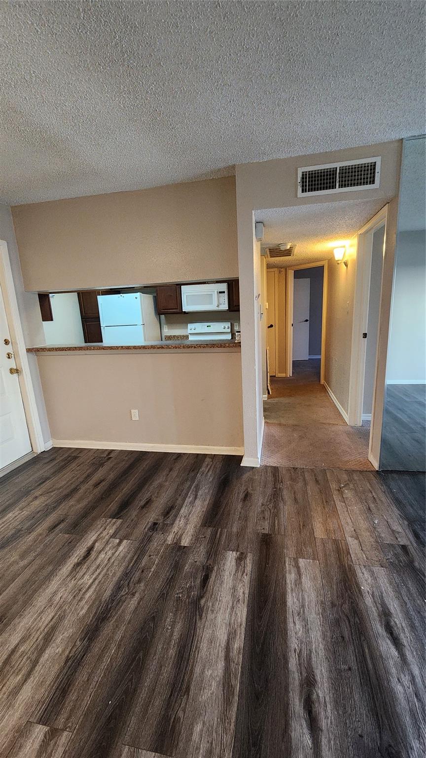 2818 S Bartell Drive # 7