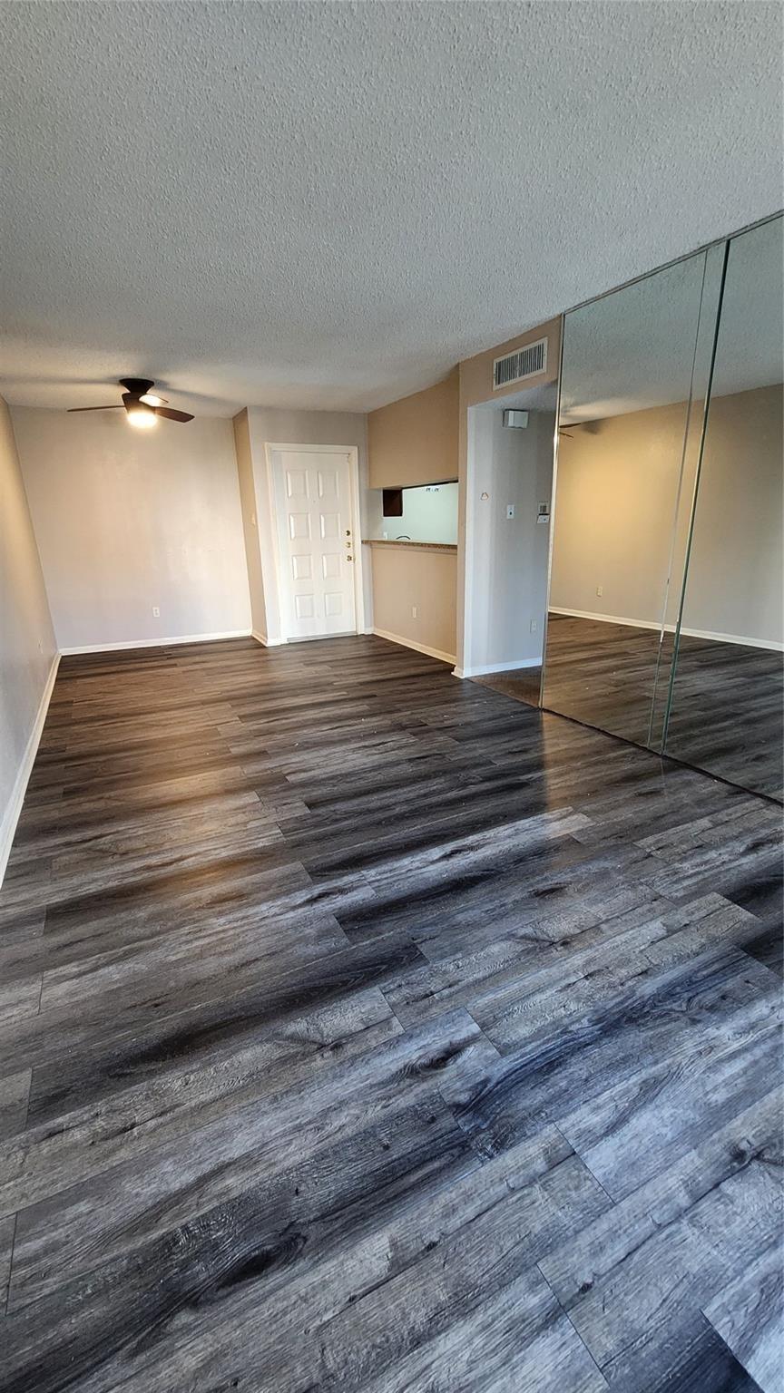 2818 S Bartell Drive # 7