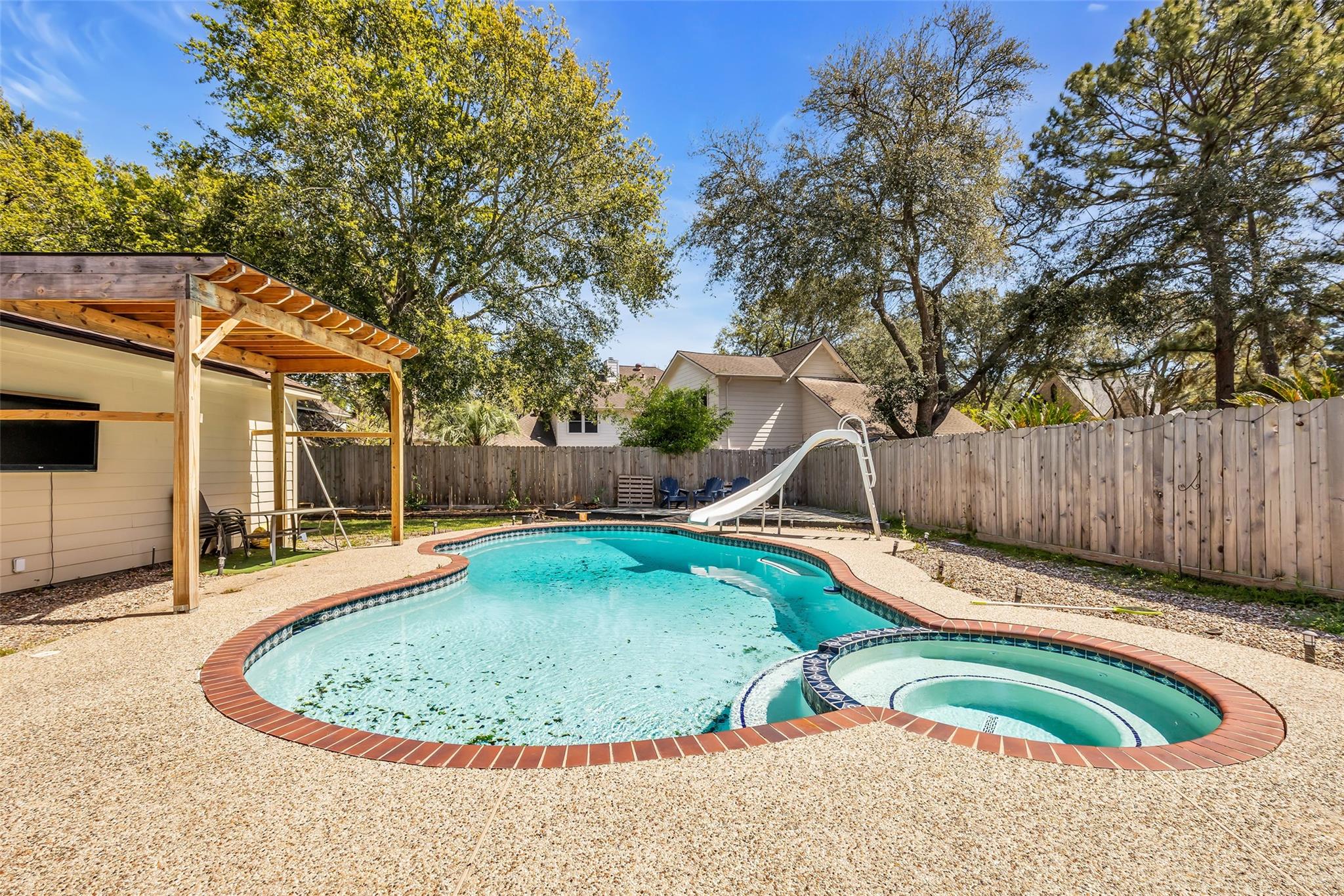 5010 Tarnbrook Drive