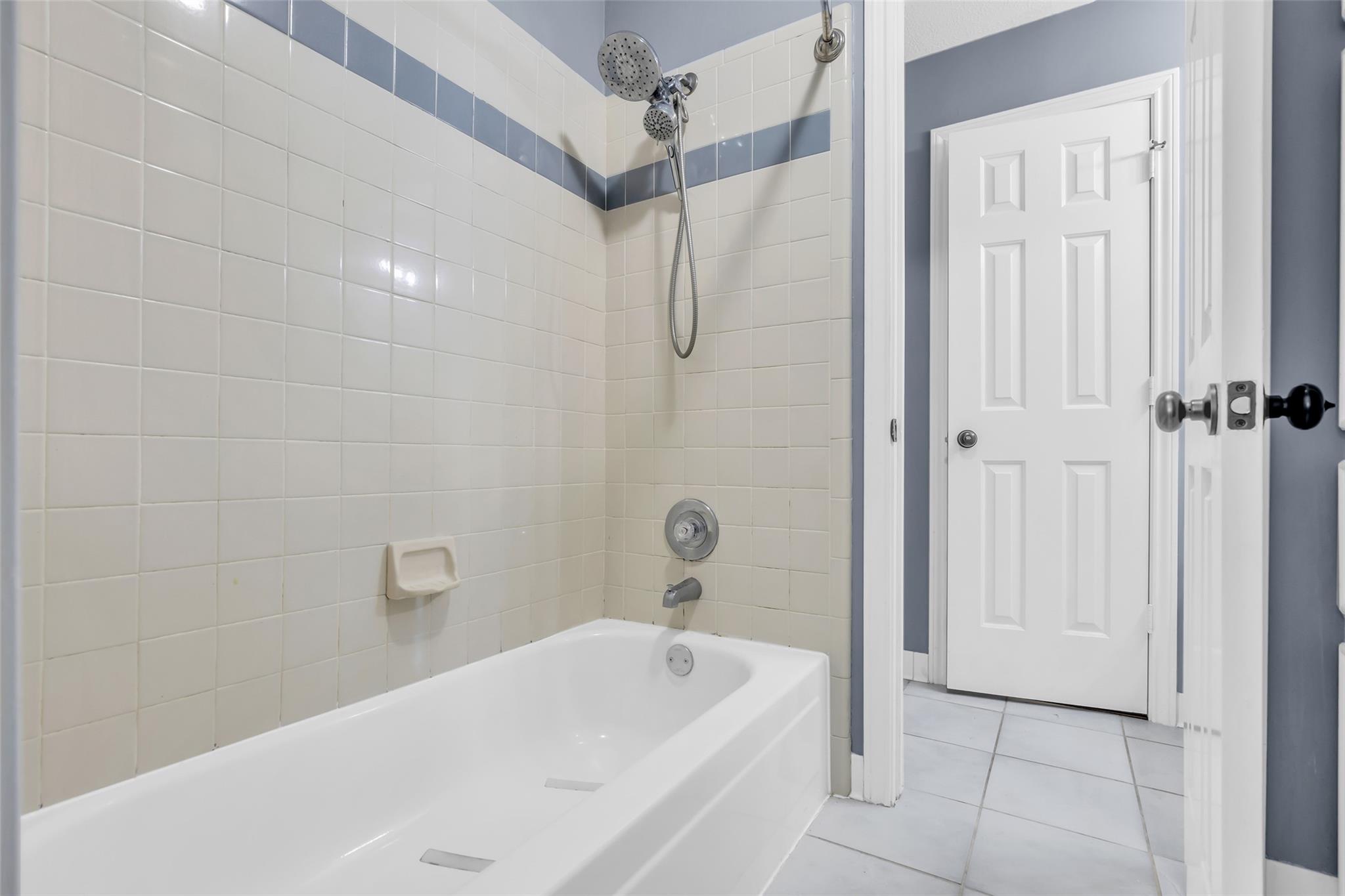 5010 Tarnbrook Drive