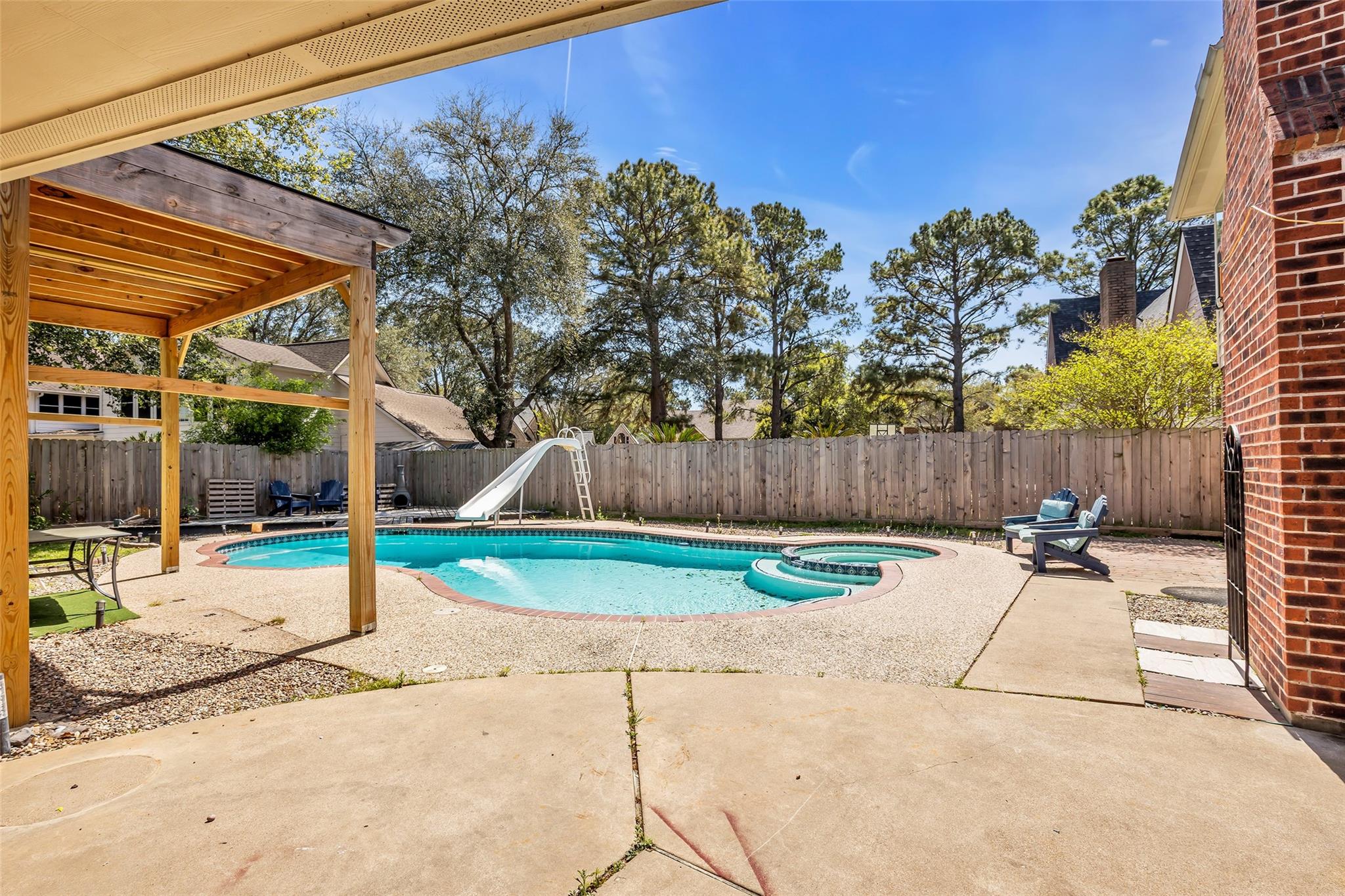 5010 Tarnbrook Drive