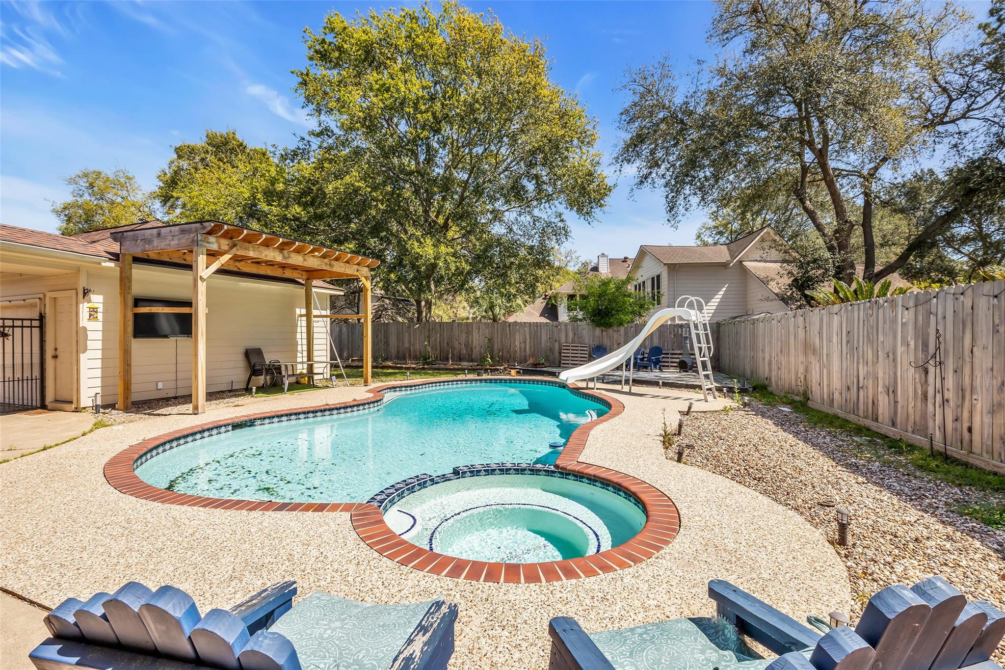 5010 Tarnbrook Drive