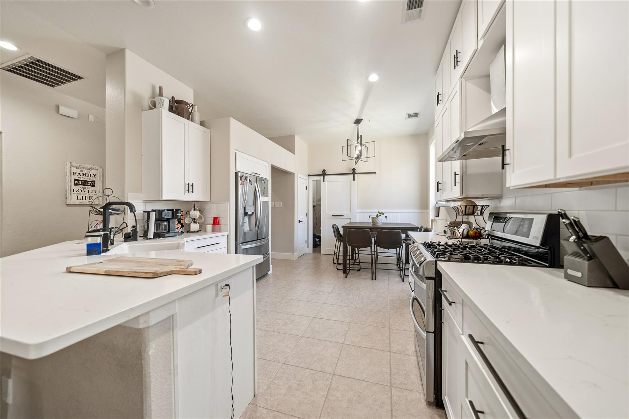 8111 Little Scarlet Street