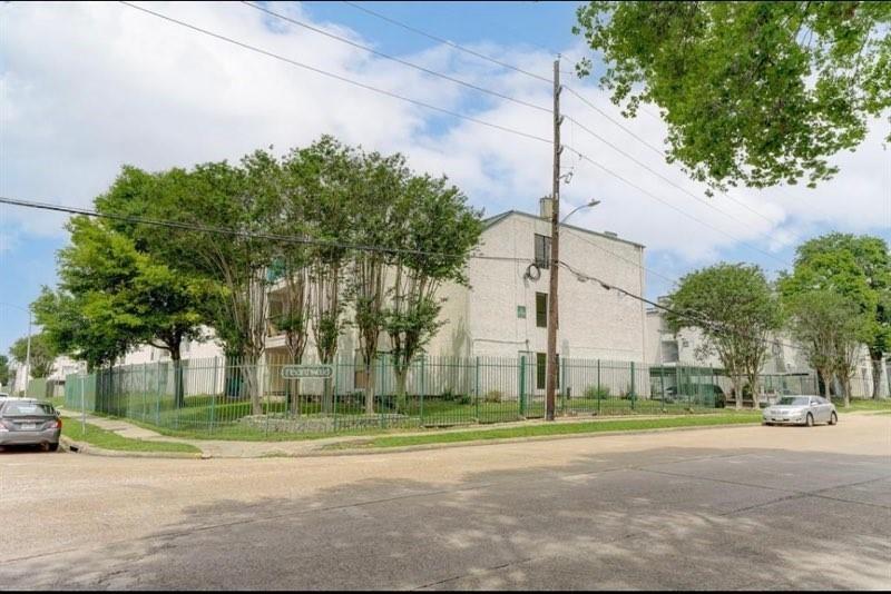 2818 S Bartell Drive # 35