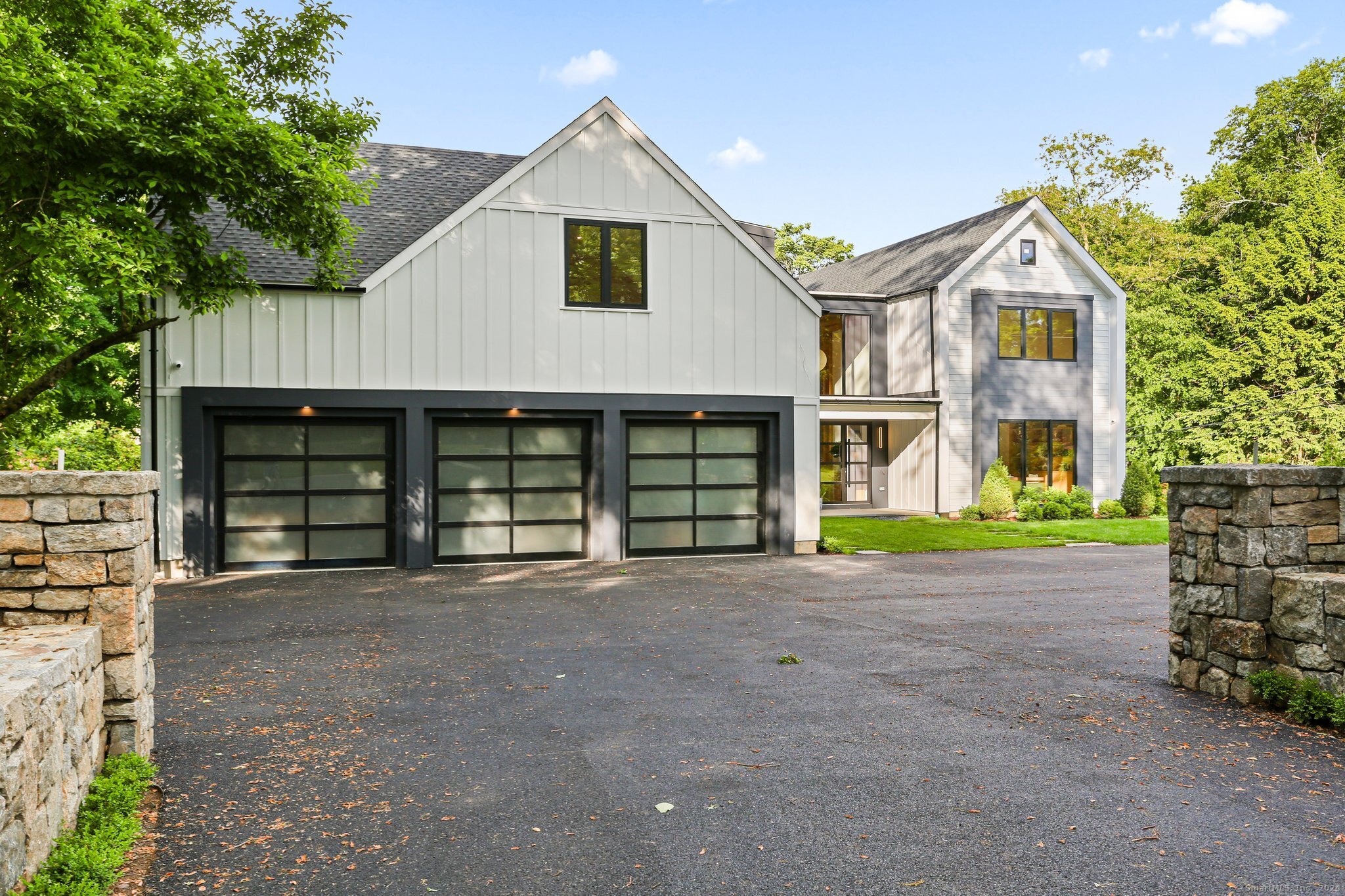 78 Sylvan Road North