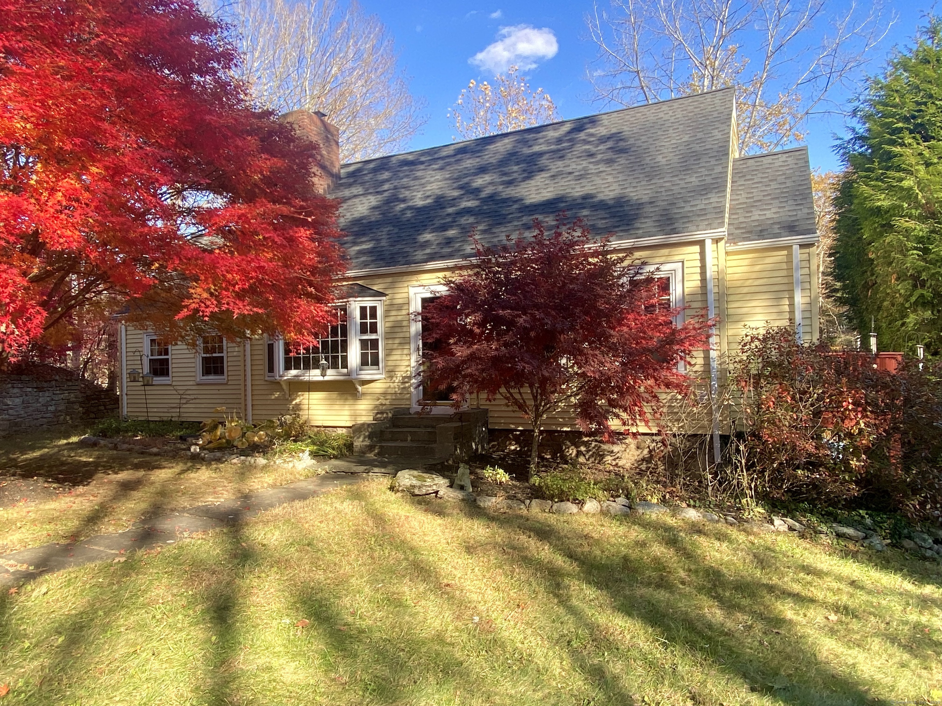 29 Grumman Avenue