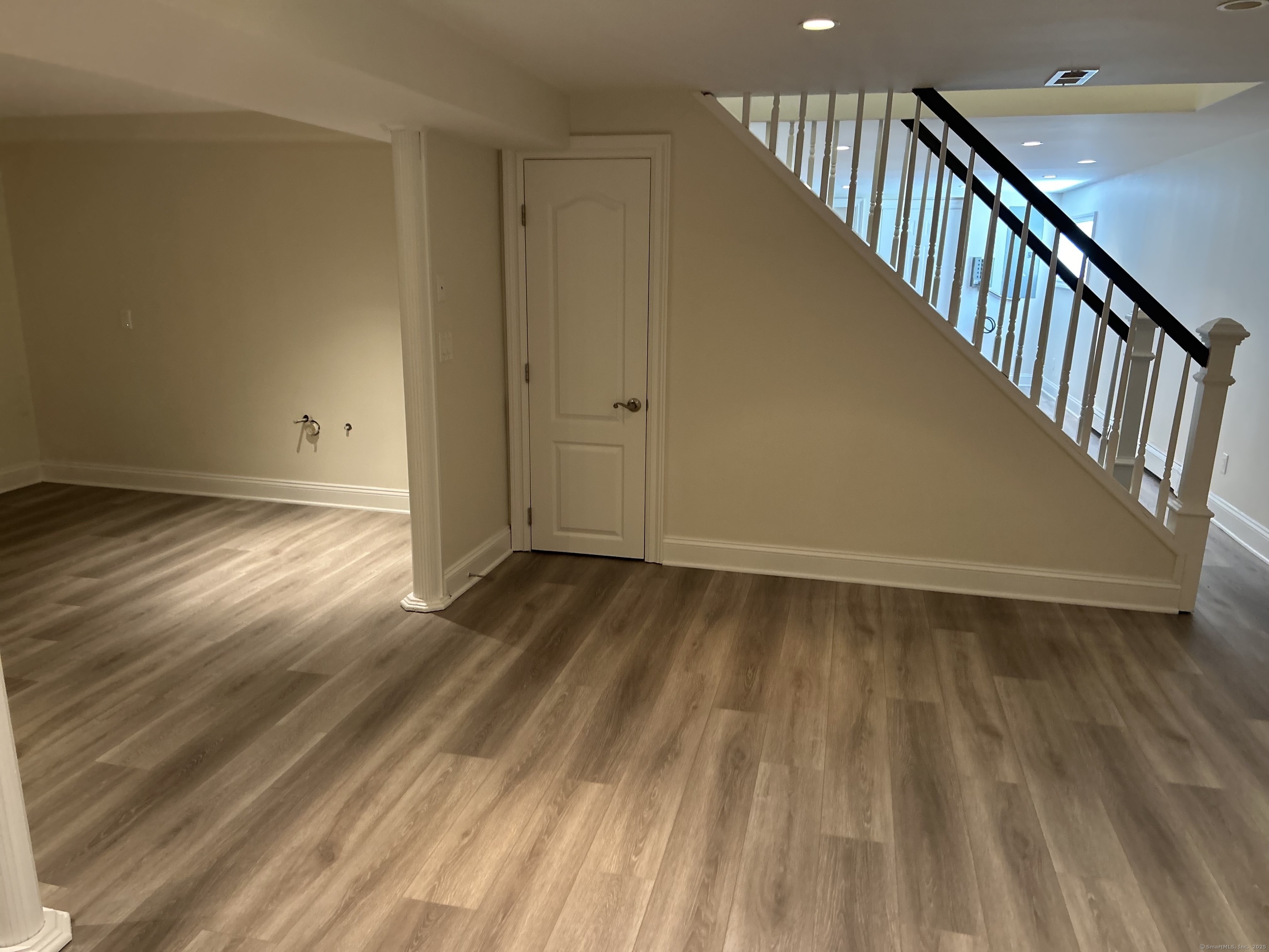 16 Topcrest Lane
