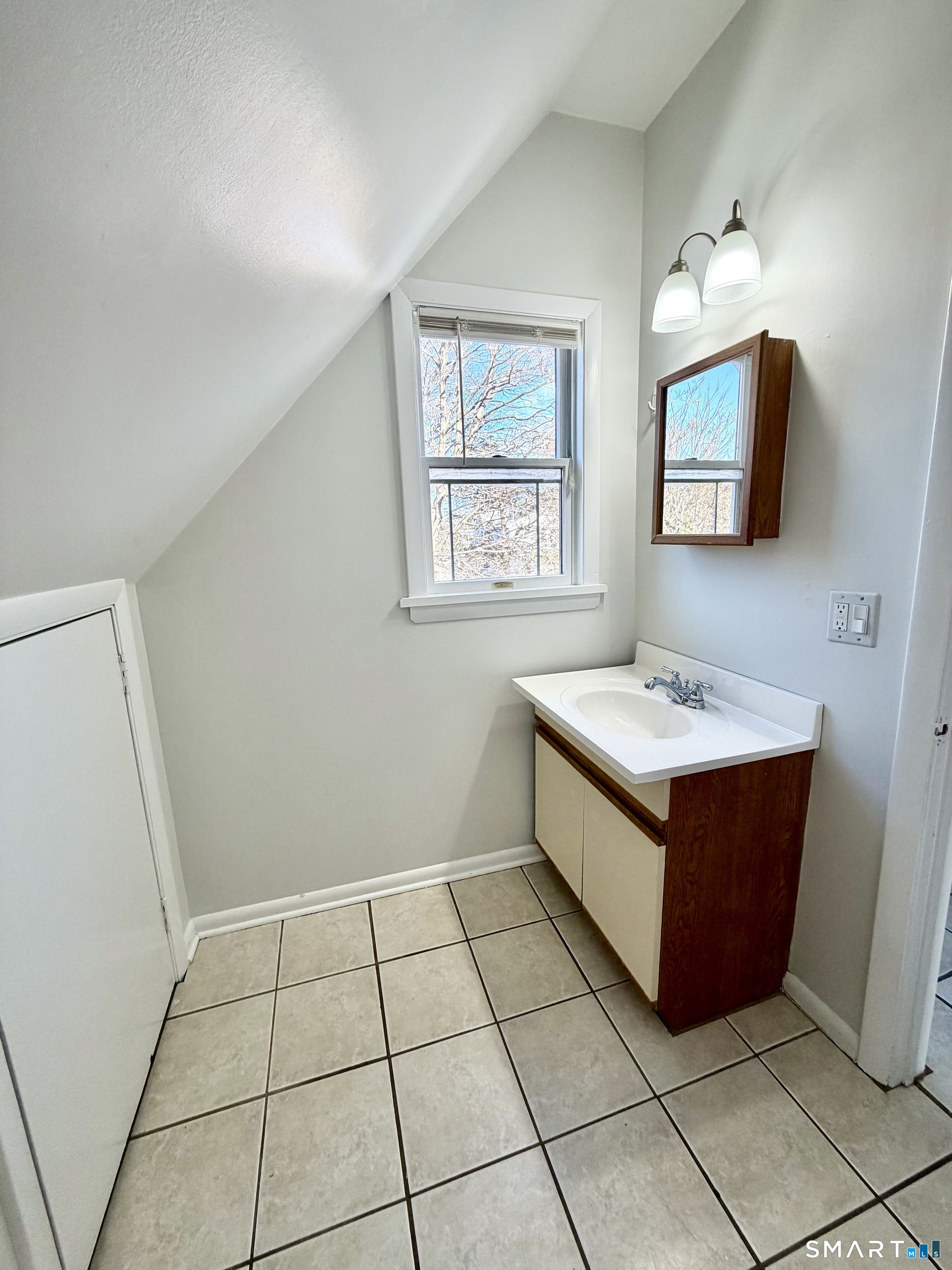 410 Davidson Street 414