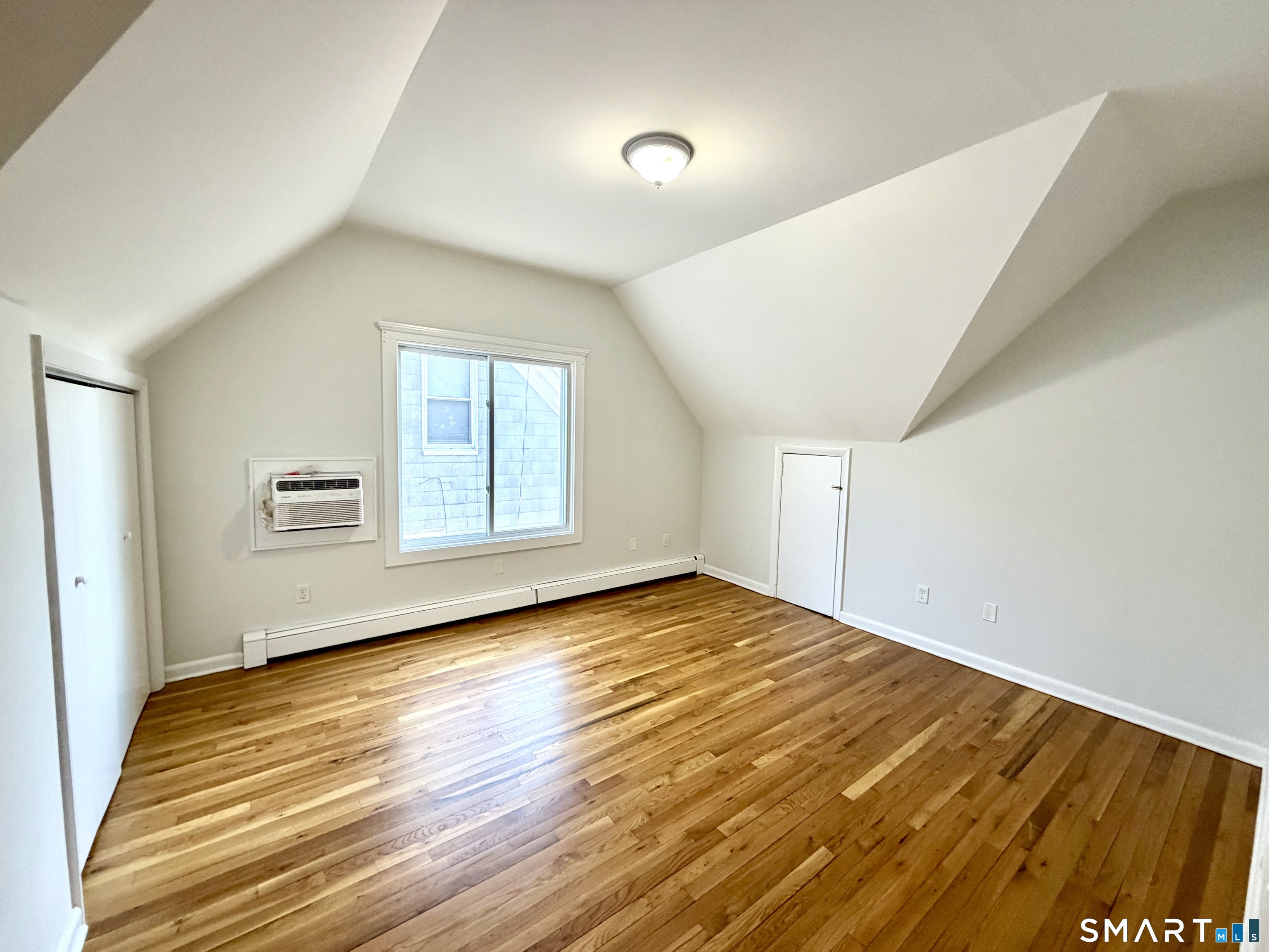 410 Davidson Street 414