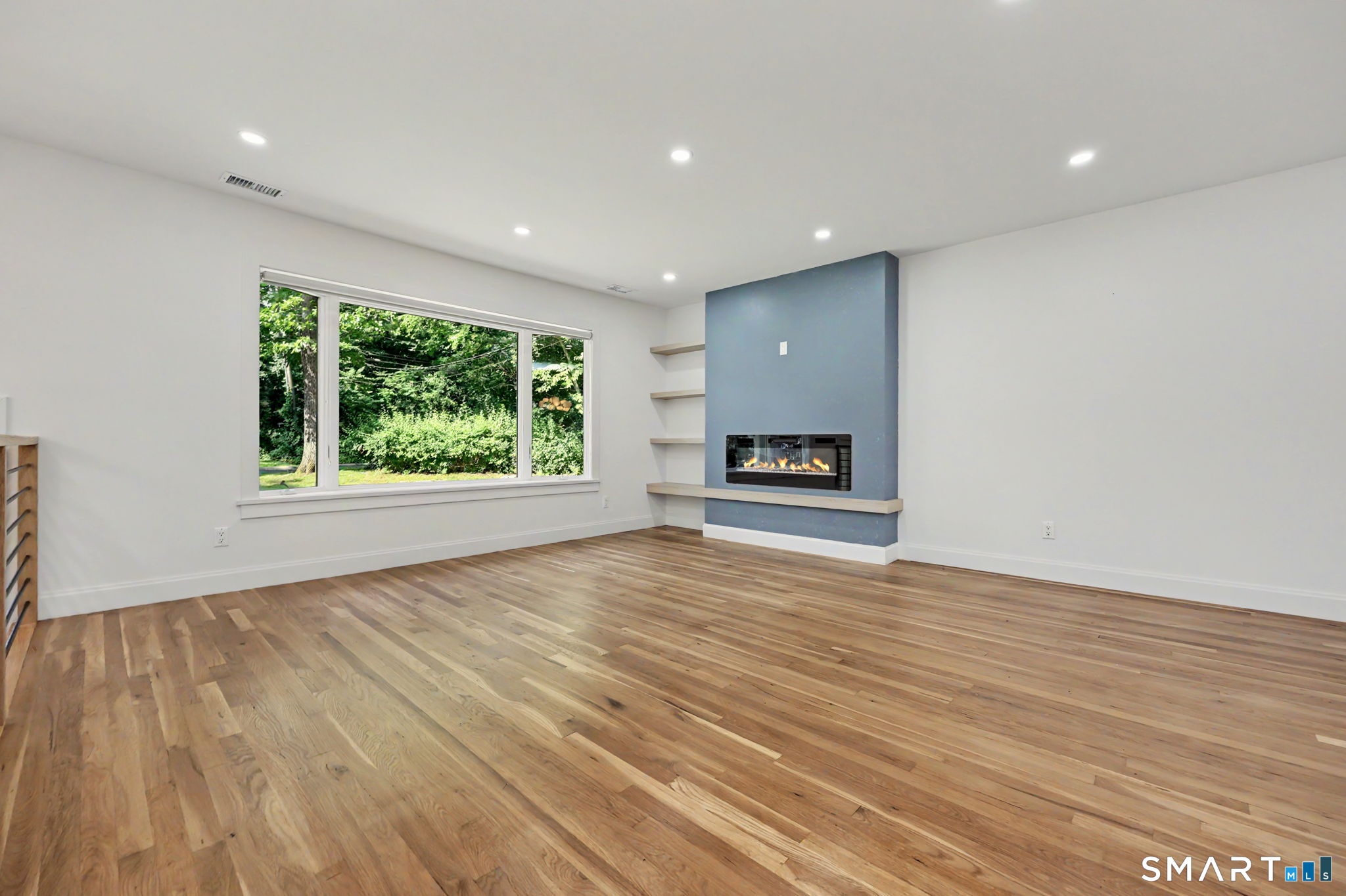 8 Live Oak Road