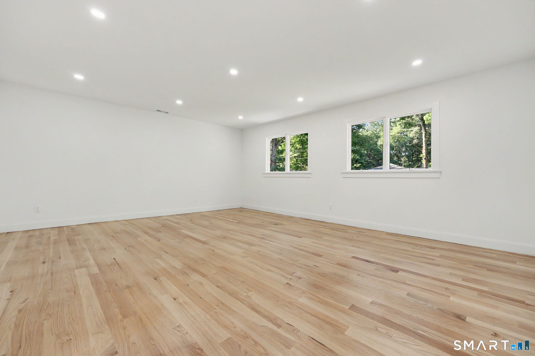 8 Live Oak Road