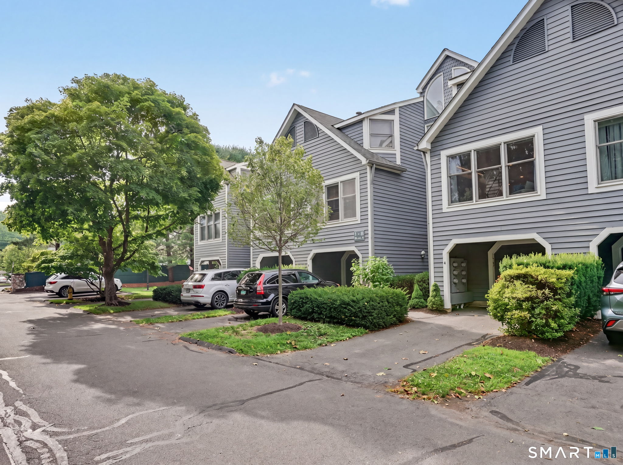 4 Fawn Ridge Lane Unit: 4