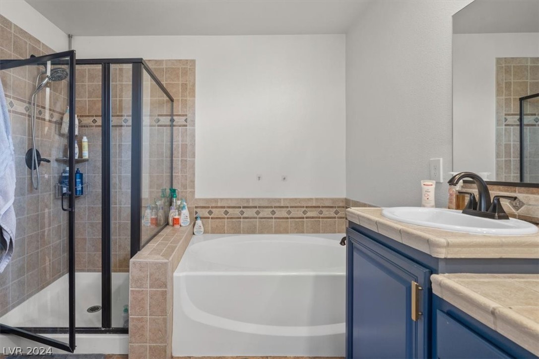 8253 New Leaf Avenue