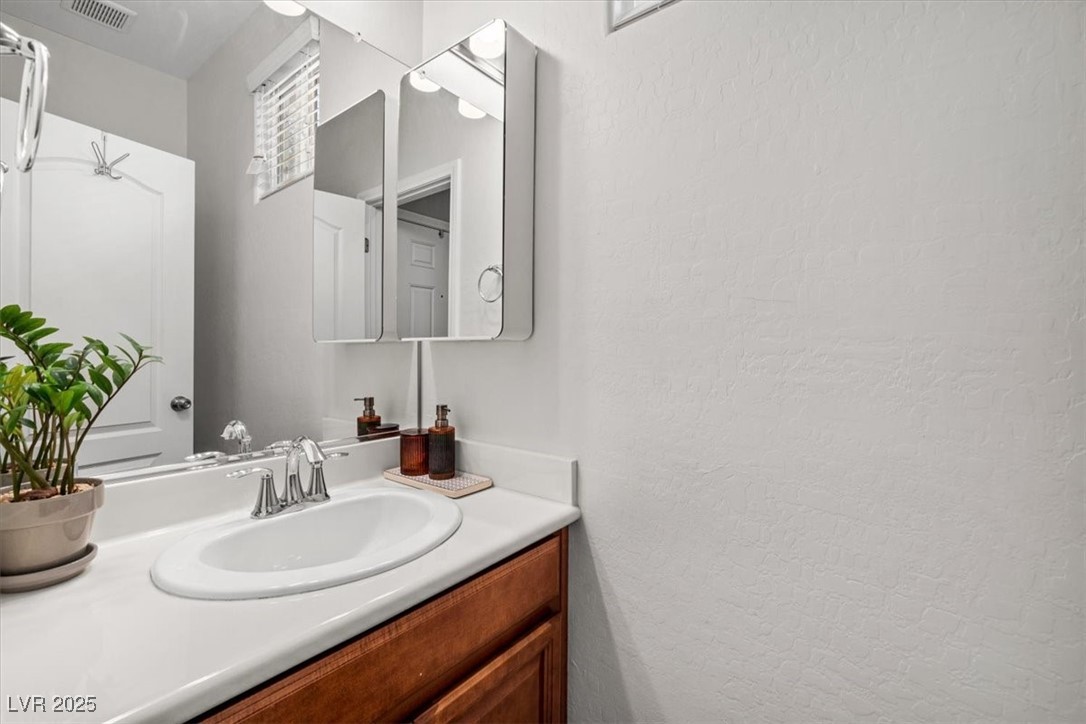 9348 Golden Lad Avenue