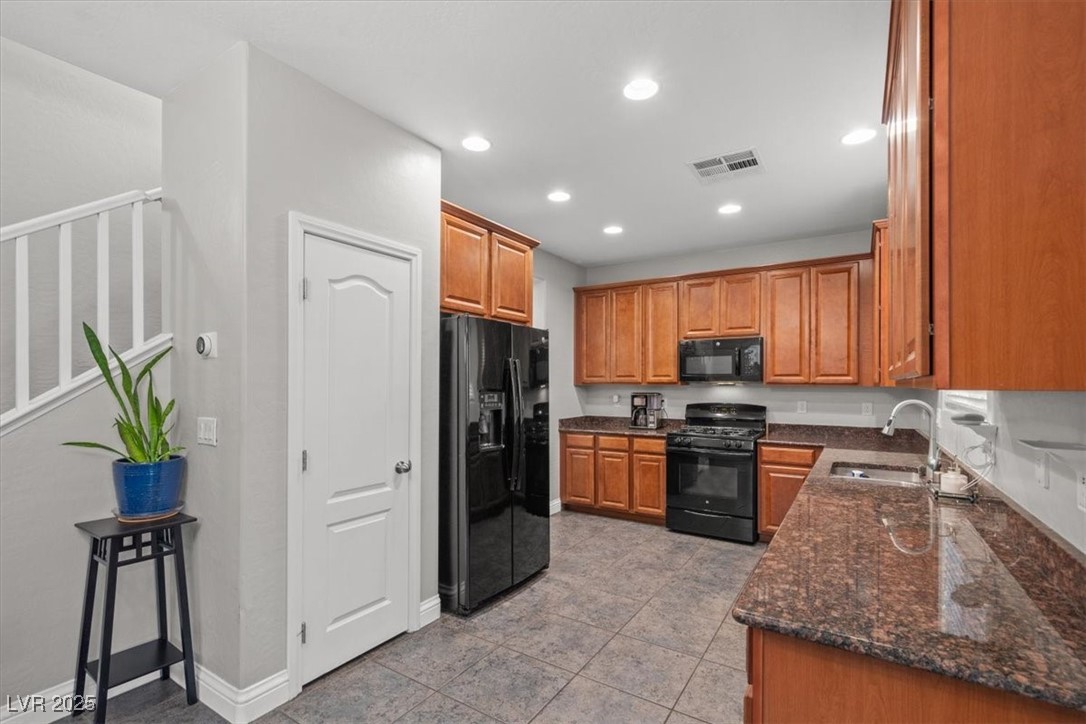 9348 Golden Lad Avenue