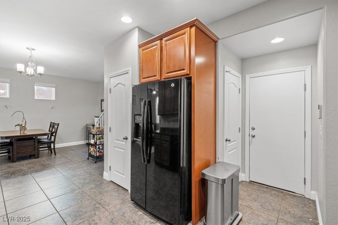 9348 Golden Lad Avenue